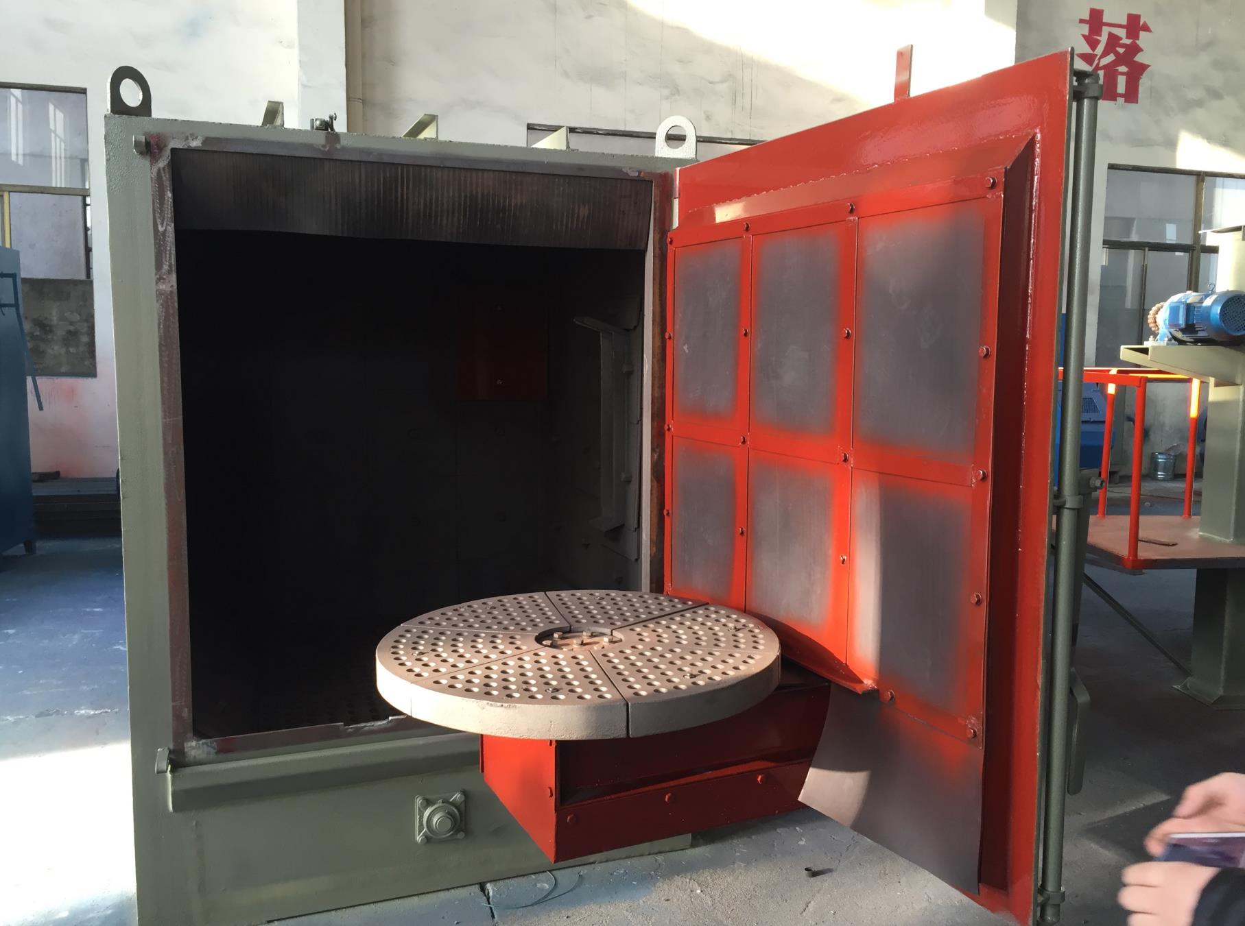 吊鉤式拋丸機的內(nèi)部結構由什么組成的？